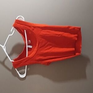 Women's small nwot red sleeveless crop top